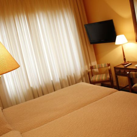 Hotel Edelweiss Candanchú מראה חיצוני תמונה