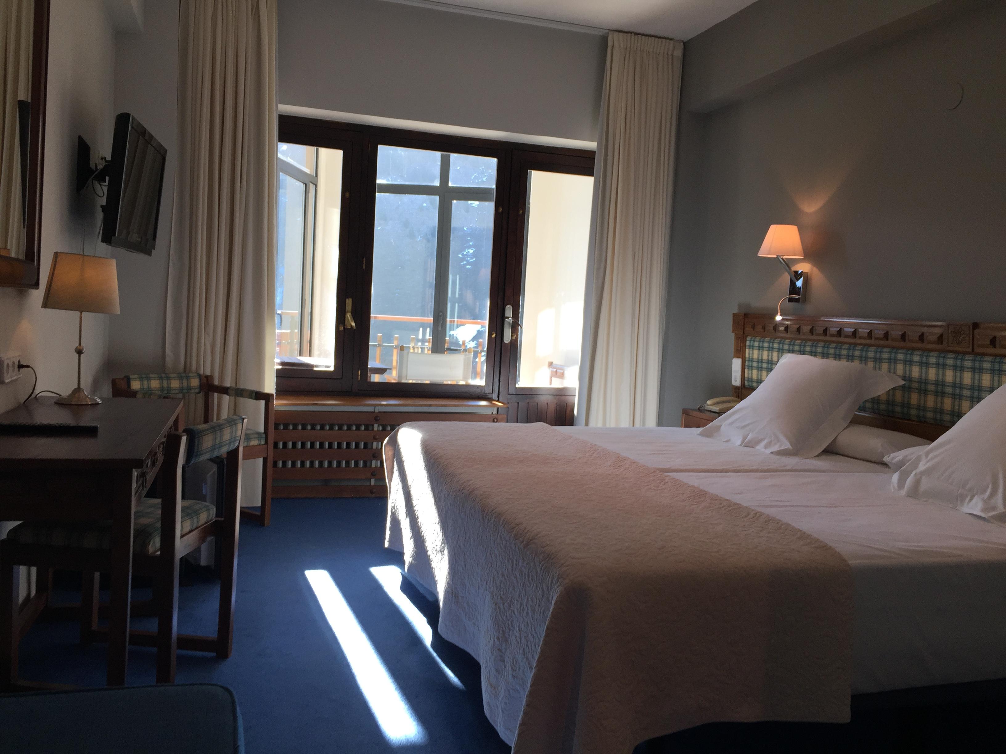 Hotel Edelweiss Candanchú מראה חיצוני תמונה