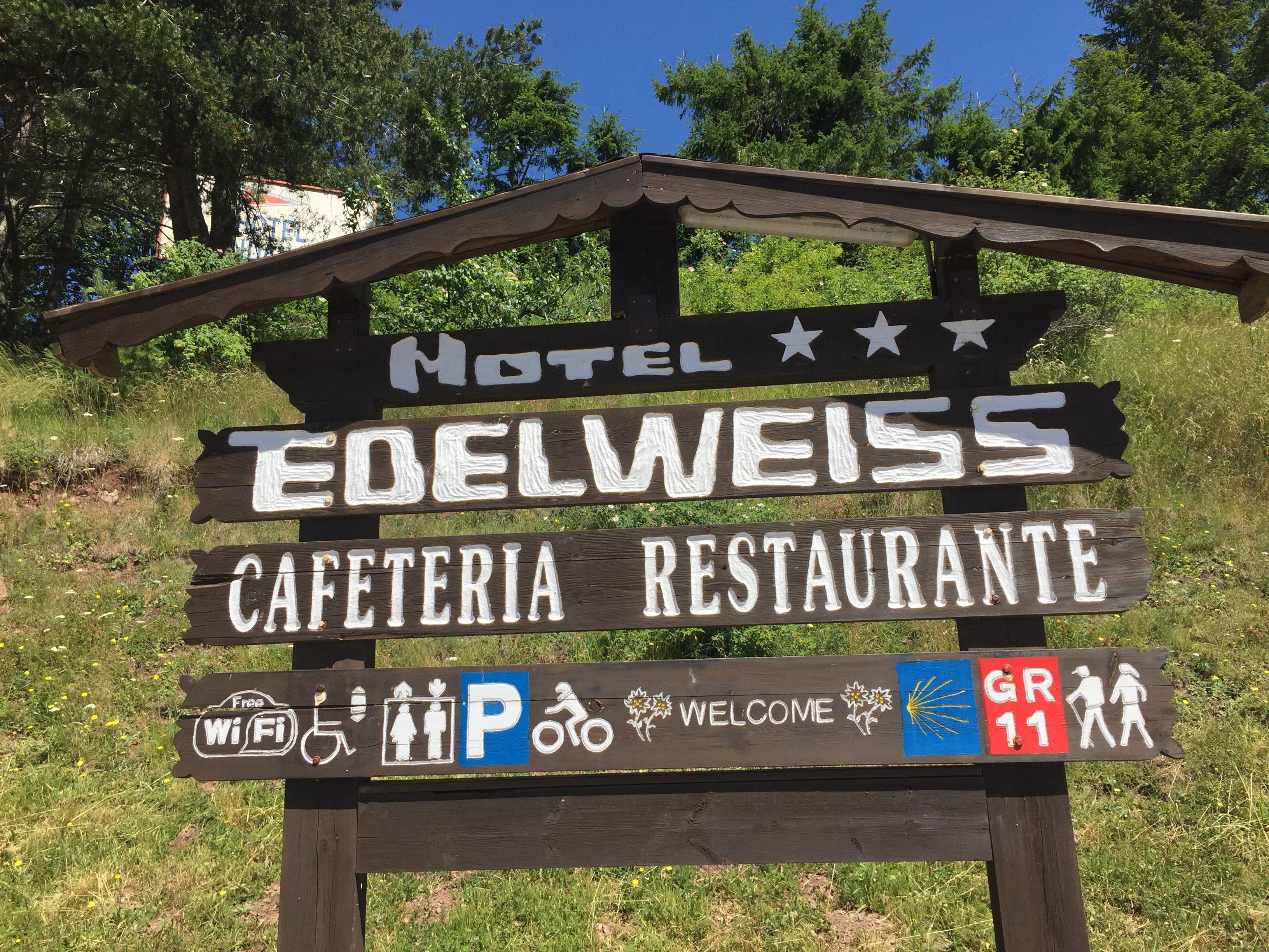 Hotel Edelweiss Candanchú מראה חיצוני תמונה