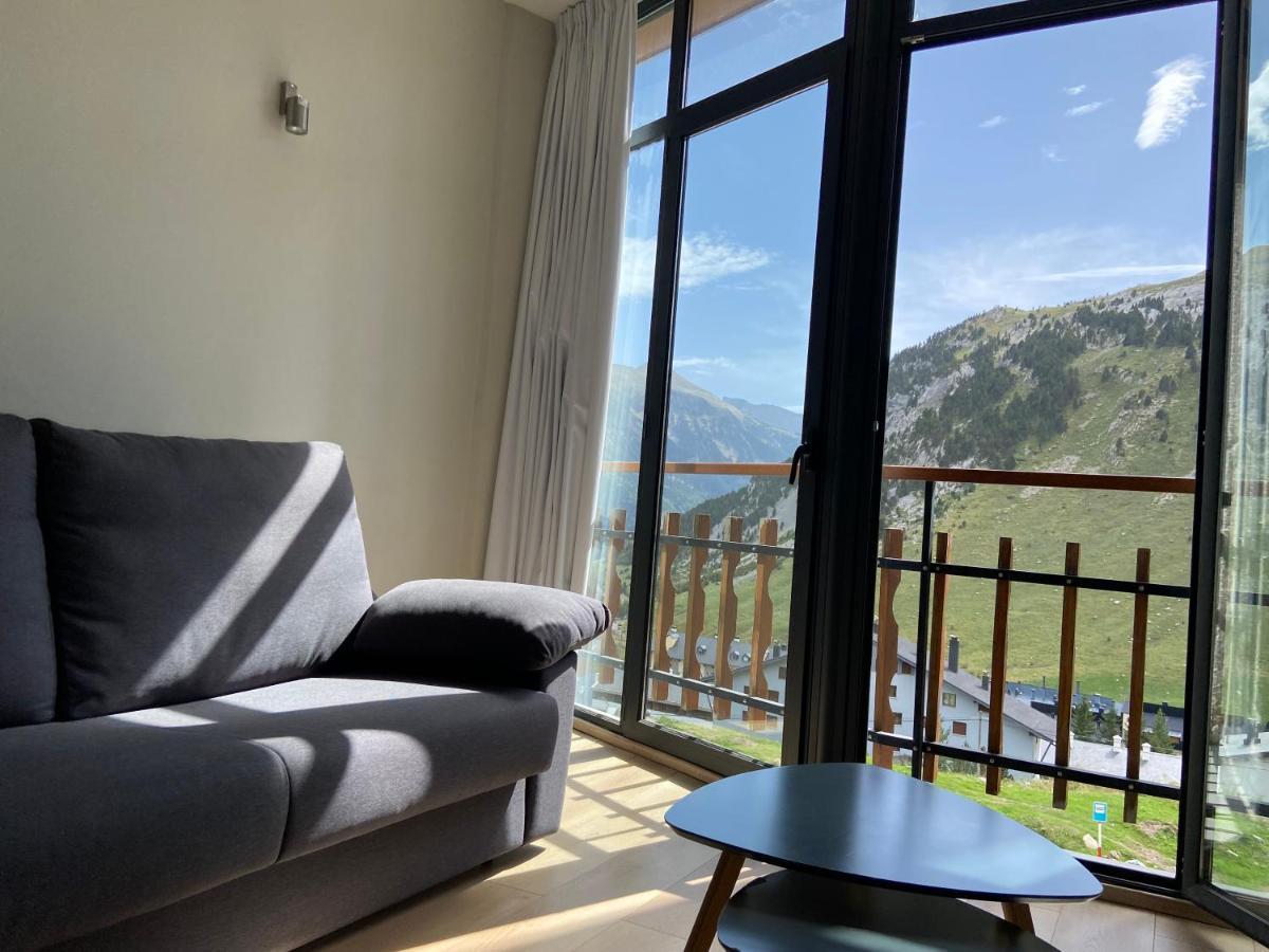 Hotel Edelweiss Candanchú מראה חיצוני תמונה