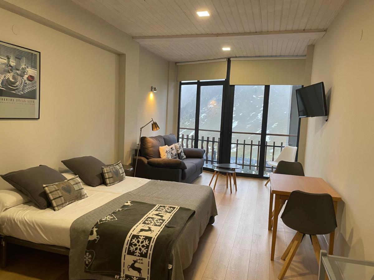 Hotel Edelweiss Candanchú מראה חיצוני תמונה