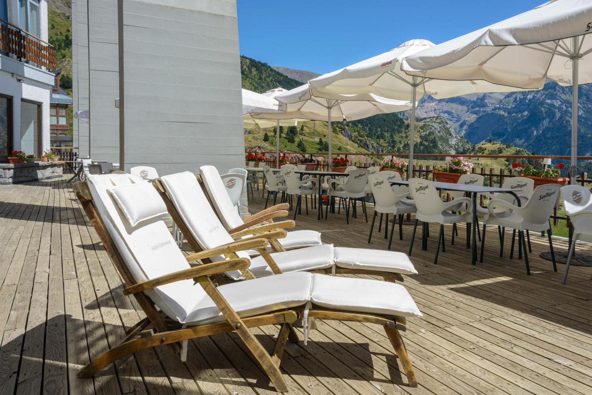 Hotel Edelweiss Candanchú מראה חיצוני תמונה